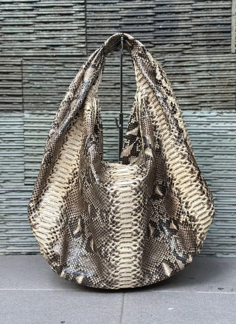 Viperé – Chic Beige Leather Hobo